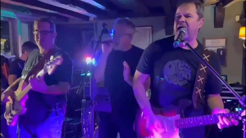 Guitars up, lights down